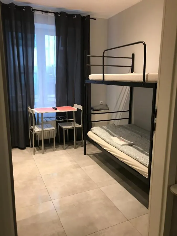 Good Night Otel Varşova Konukevi